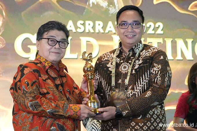 PTBA Raih Penghargaan Asia Sustainability Reporting Rating 2022