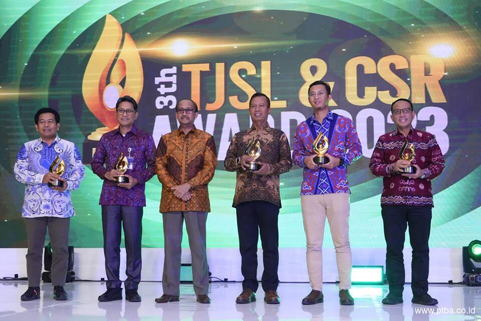 Bukit Asam (PTBA) Raih 4 Penghargaan di Ajang TJSL & CSR Award 2023