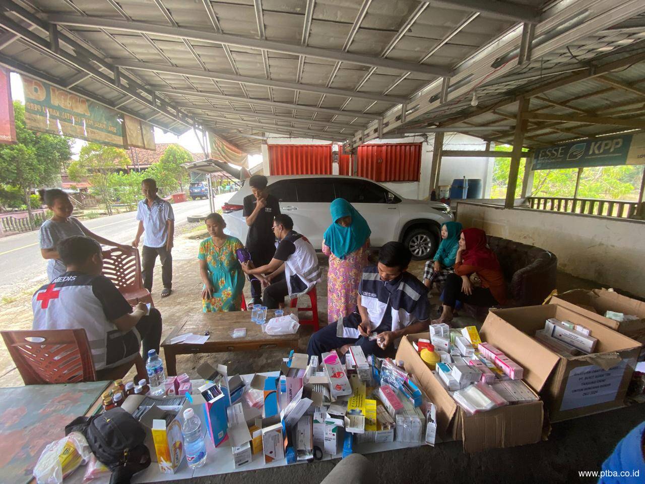 Bukit Asam (PTBA) Salurkan Bantuan untuk Korban Banjir di OKU